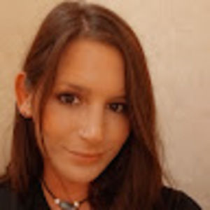 Meet your Posher, Caitlin